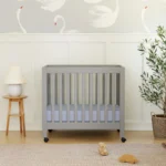 mini crib